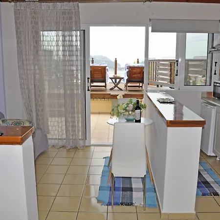 Tango 4* Paleokastritsa