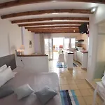 Tango 4*