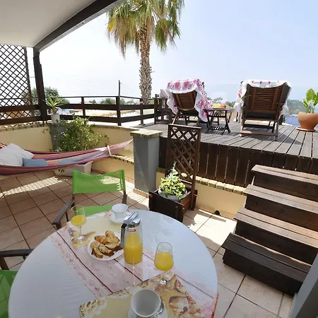 Tango Paleokastritsa