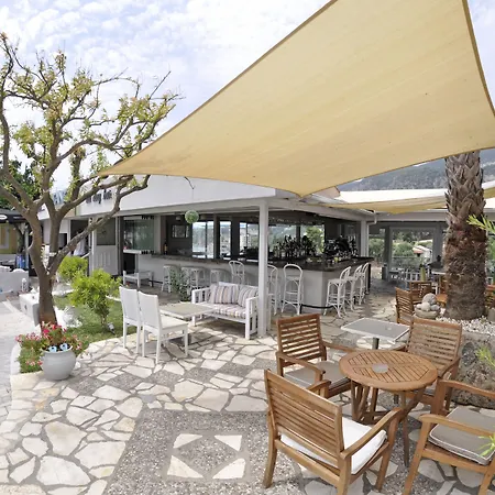 Tango Paleokastritsa