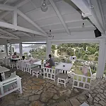 Aparthotel Tango 4*