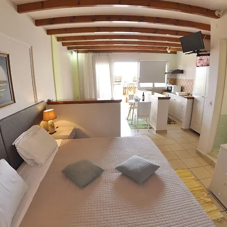 Tango Aparthotel 4*