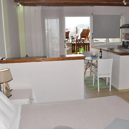 Tango Aparthotel 4*